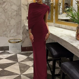 连衣裙;休闲裤;女式T恤