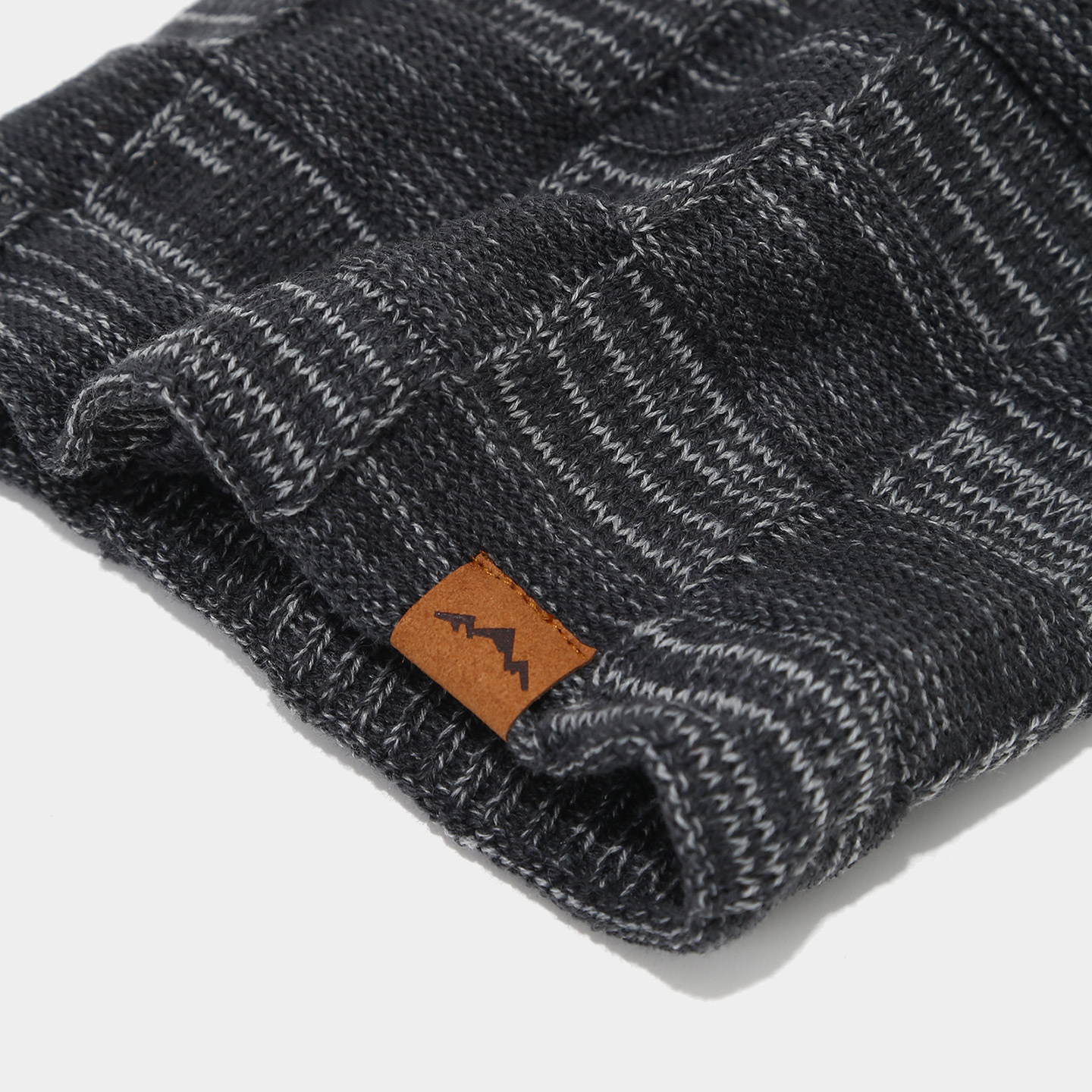 Transfronterizos Europa y Estados Unidos otoño y invierno más terciopelo mezcla de color versátil sombrero de punto de doble conjunto de gorras al aire libre para hombres y mujeres con terciopelo