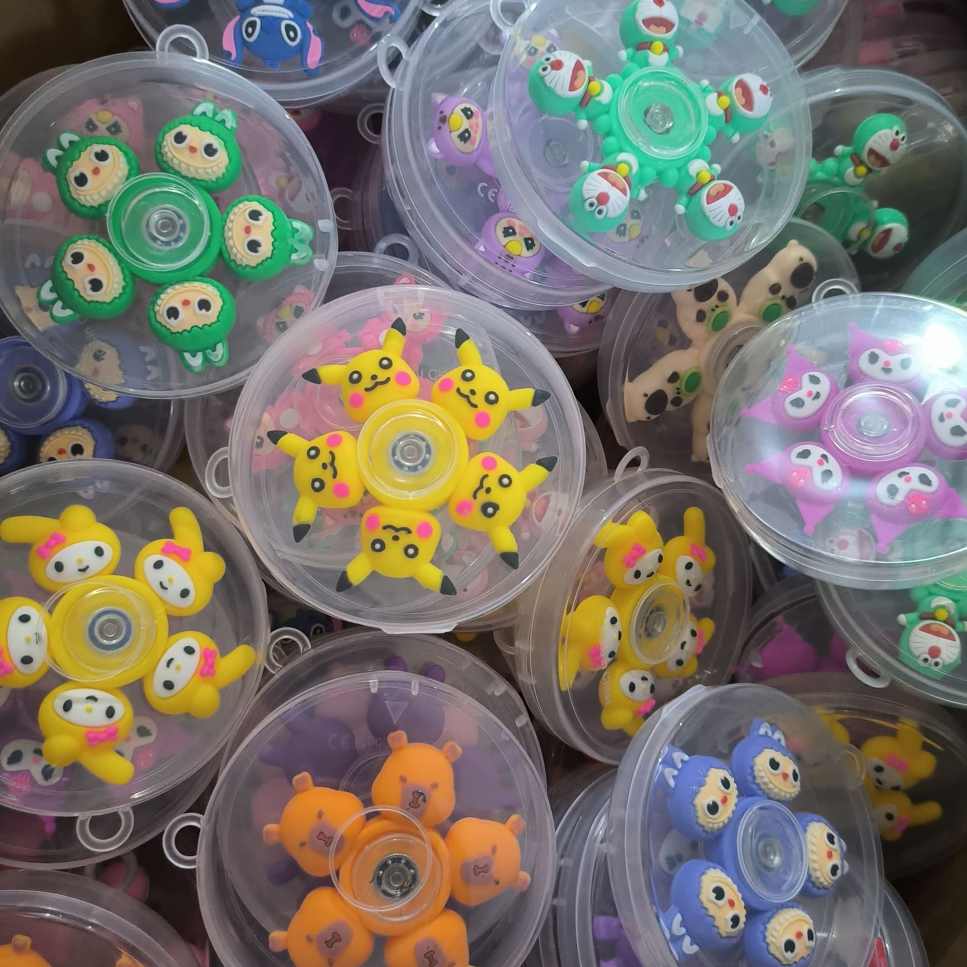 Top de la yema del dedo Dibujos animados creativos Top de la yema del dedo Toy de descompresión Mercado nocturno Puesto de mercadería Niños y niñas jugando