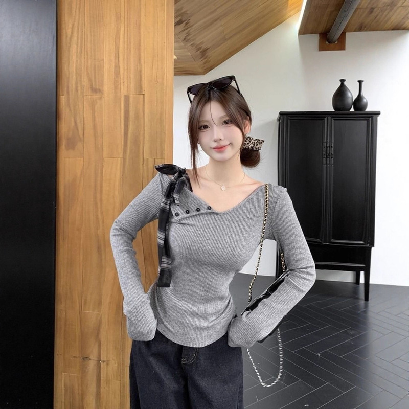 American Retro Sexy Gray One-Line Collar T-Shirt Bottoming Shirt Spring and Autum Slim Inner Off-Shoulder Short Top for Women