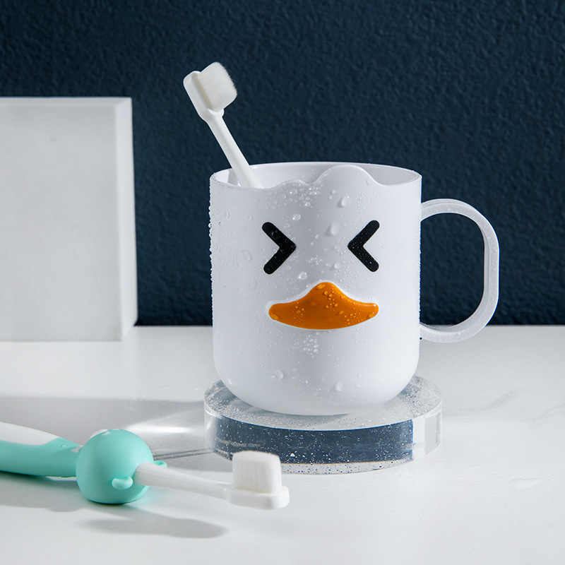 小白鴨卡通兒童漱口杯家用寶寶創意可愛杯子塑料洗漱水杯廠家直供
