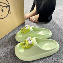 �¿�ٴ�Ů�����ܼҾ�������Ь�r���ļ���ײ�������ƽ��һ������