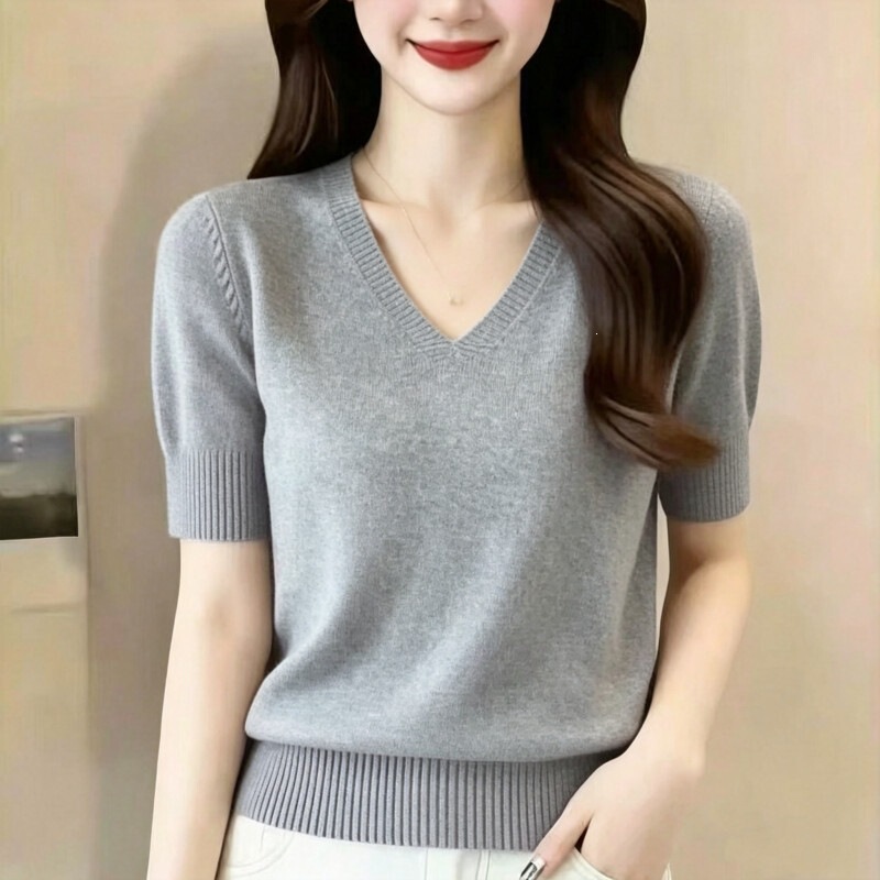 100% Authentic, Clearance V-neck Thin Loose Fit Knit Top, Figure-flattering Versatile Base Layer for Women, New Spring/Summer Style 100% Authentic, Clearance V-neck Thin Loose Fit Knit Top, Figure-flattering Versatile Base Layer for Women, New Spring/Summer Style
