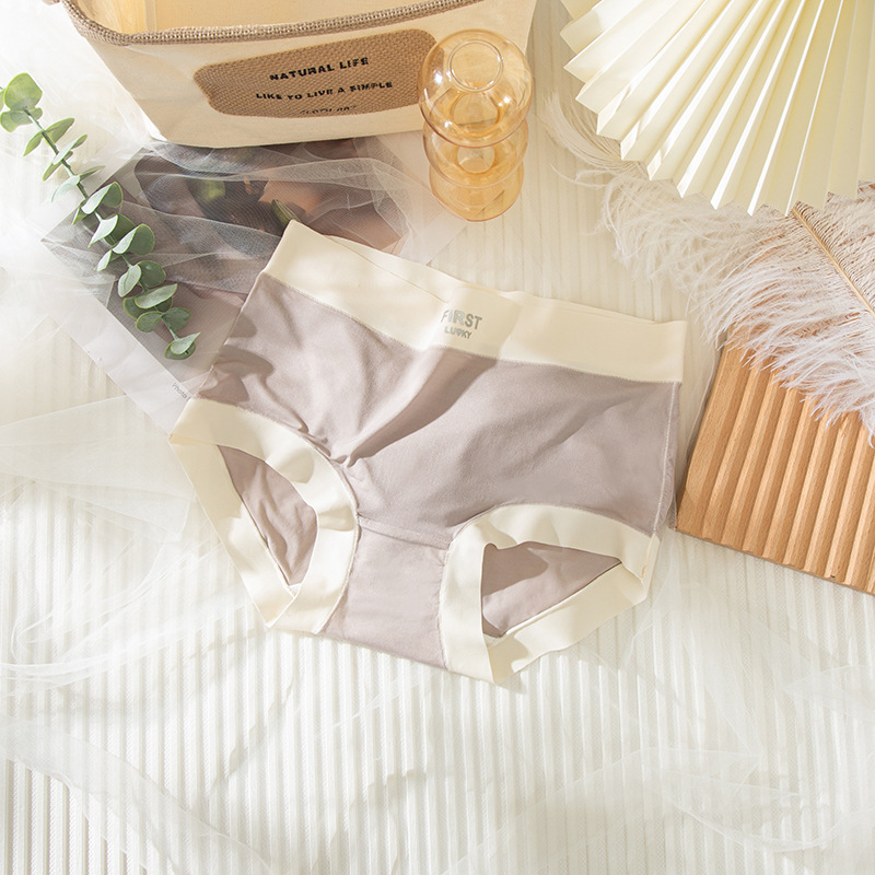 Nubes suaves y cerosas 10A bragas de ácido poliláctico 2025 nuevas bragas de mujer calzoncillos finos de cintura media para niña