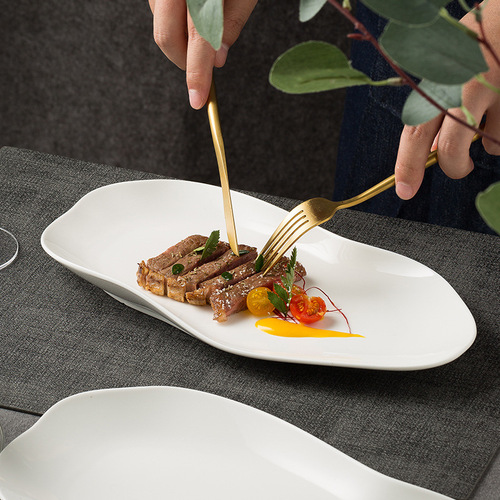 Creative Japanese food plate, irregular shaped long fish plate, high-end sushi plate, hotel long plate, ceramic tableware
