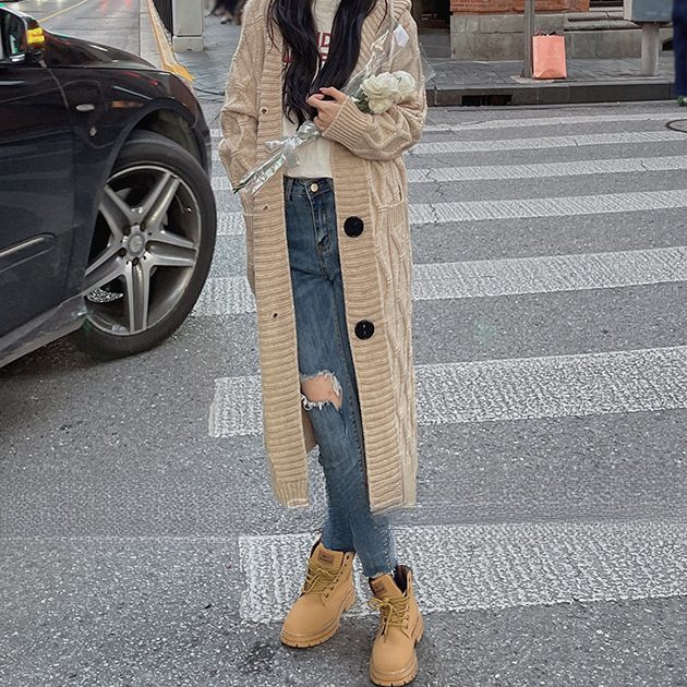 24 invierno Puyuan Retro encapuchado de torsión de estilo medio y largo abrigo de suéter para mujeres otoño invierno perezoso