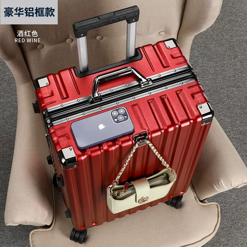 Durable capacious suitcase for men and women