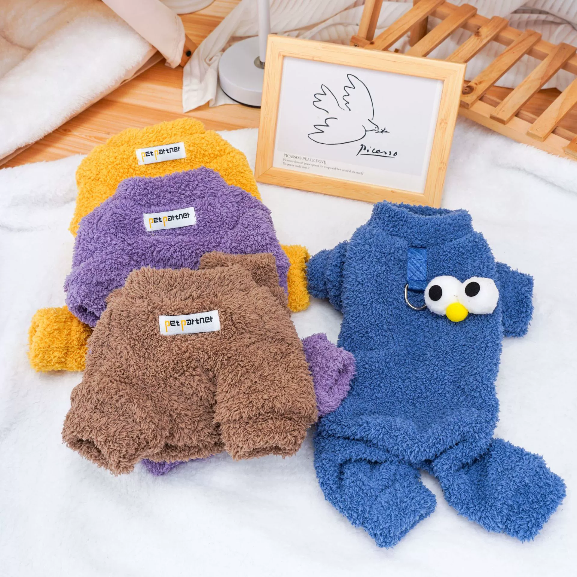 Осенняя и зимняя одежда для домашних животных щенки кошки милые теплые пуховые четвероногие пальто лучше, чем медведь Тедди маленькая собака оптом