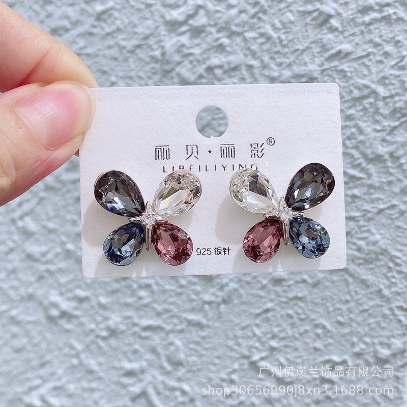 丽银/丽贝丽影新款轻奢耳环精致锆石珍珠蝴蝶结花朵耳钉时髦高级|undefined