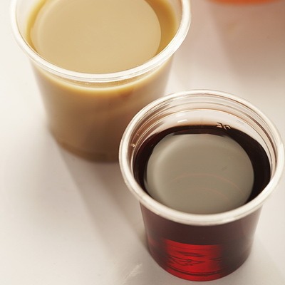 供应0.9盎司试饮杯25毫升PETE一次性塑料品尝杯赠饮杯试饮杯