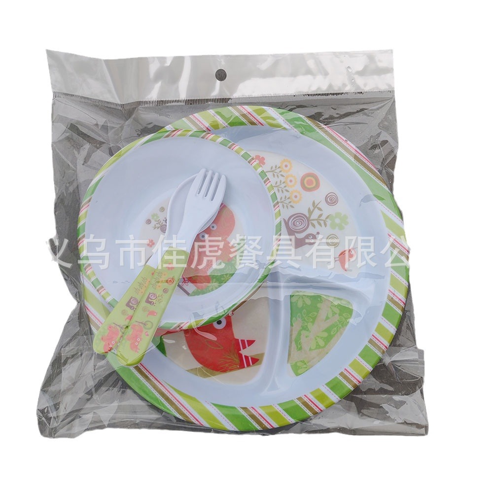 Melamina Tilamina Vajilla para niños Tazón de dibujos animados Tenedor Cuchara Juego de cuatro piezas Plato de comedor de tres compartidos y cuatro compartidos Fabricantes de platos