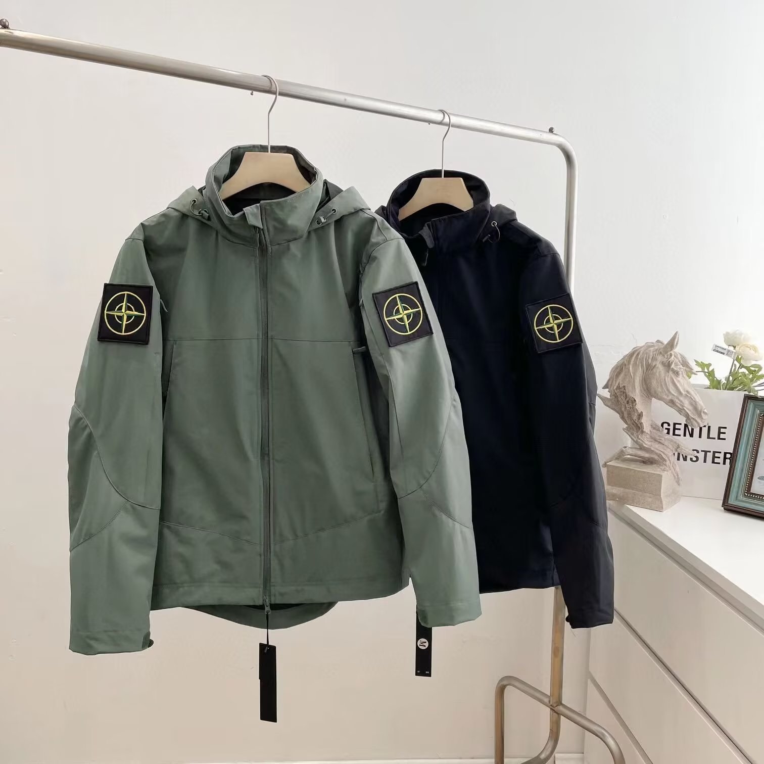 冲锋衣工装外套夹克男春秋薄款潮牌宽松美式机能休闲情侣痞帅百搭