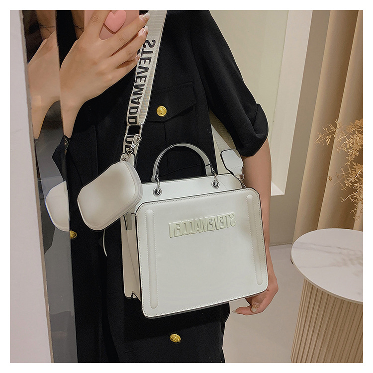 IMG_9779_20220527_035346_