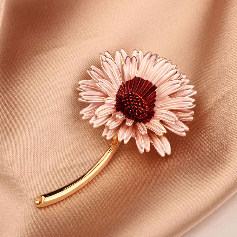 22g Weight Brooches Classification 1 Piece Quantity Holiday, Tea Party Occasion Alloy Material Flower Pattern All Seasons Season Unisex Gender Simple Style Style Simple Style Pin Flower Alloy Unisex Brooches 1 Piece 3