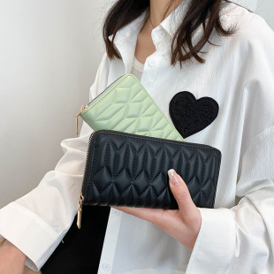 2024 Women's Wallet with Embossed Pattern, Mid-Length Clutch, European and American Fashion, Pu Leather, Large Capacity Coin and Phone Bag, Anti-Theft