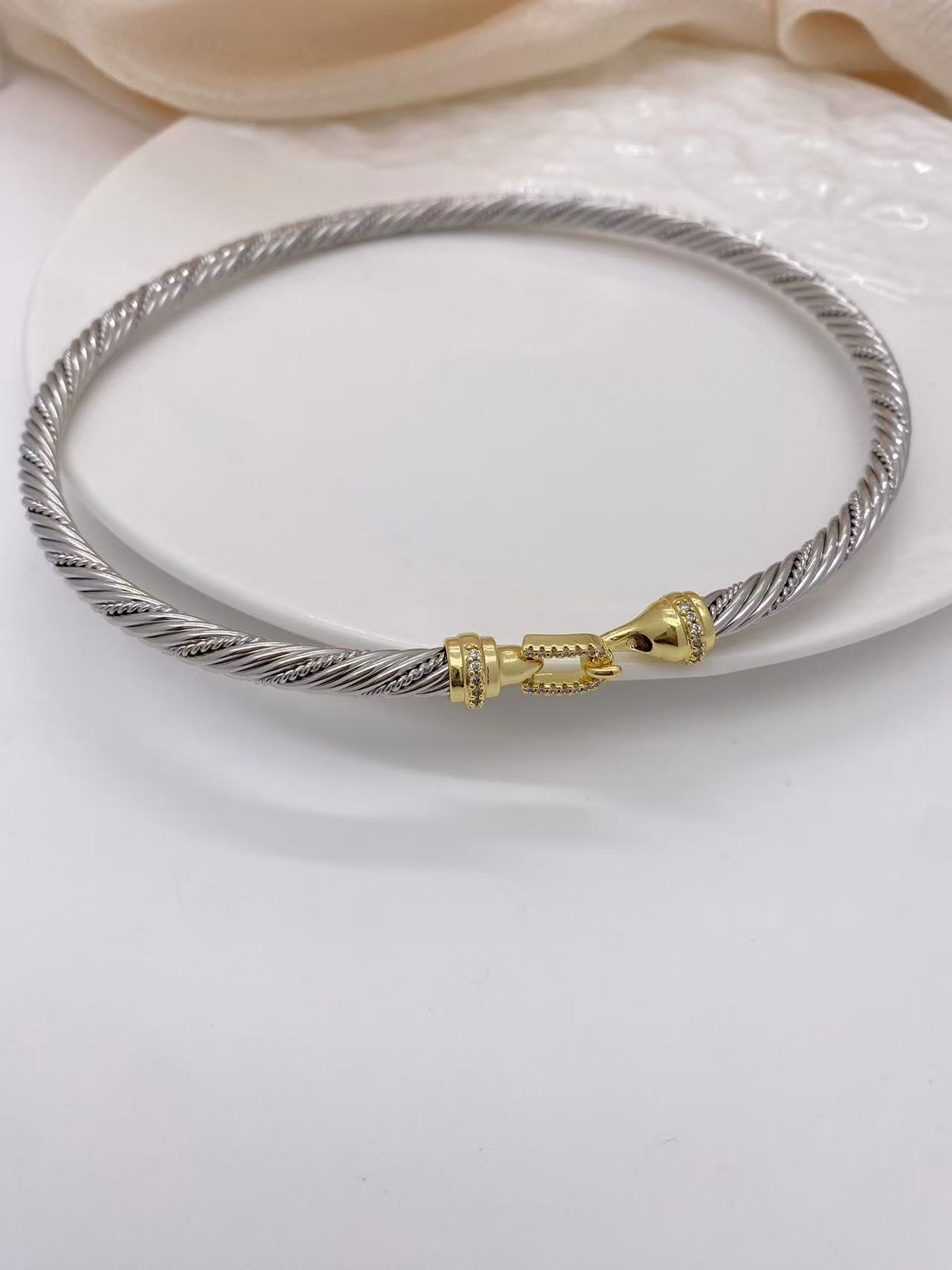 Wholesale Jewelry Simple Style Geometric Copper Zircon 18K Gold Plated Inlay Bracelets Necklace display picture 13