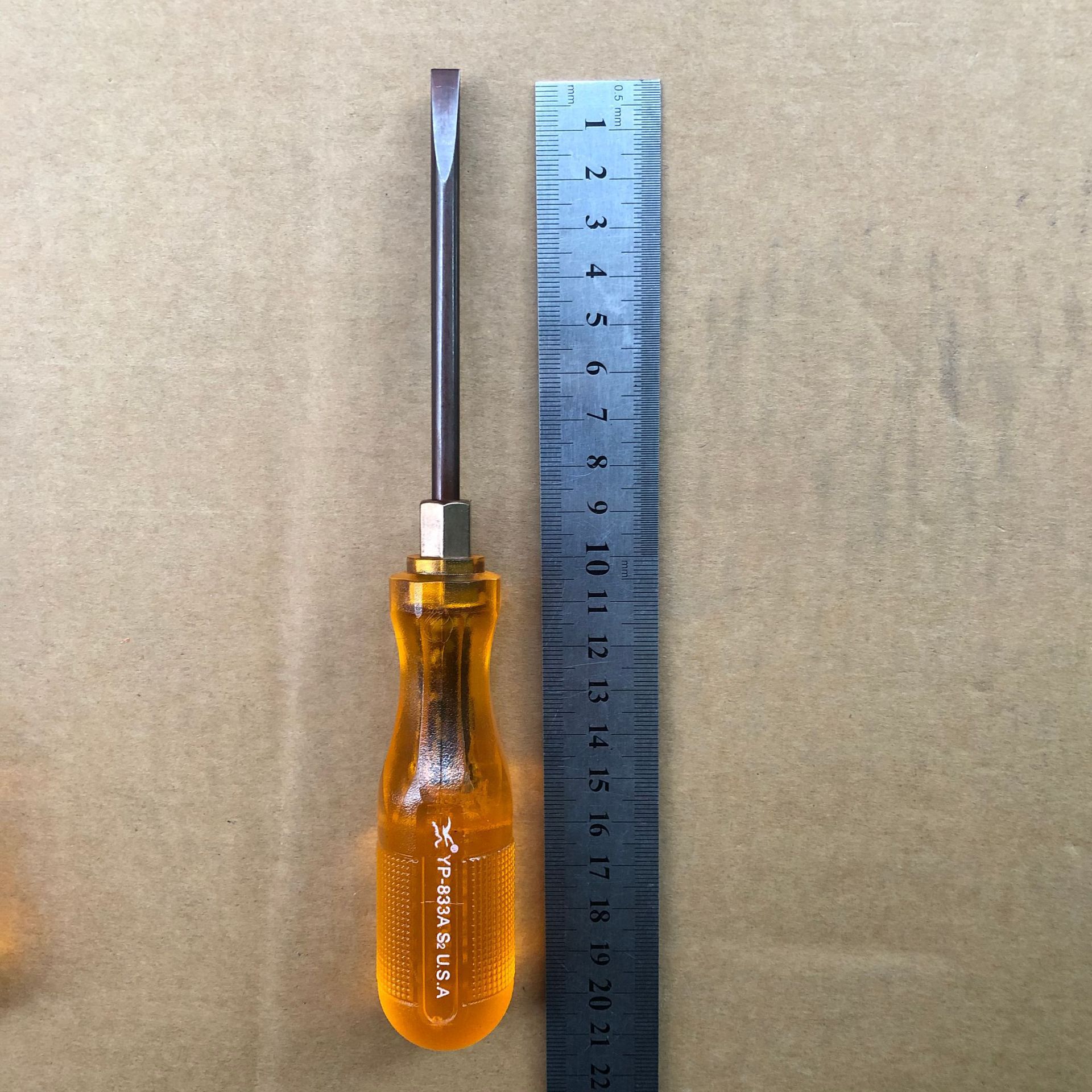 6x100 palabras (1 caja de 16) 1 caja pesa 1,87 KG