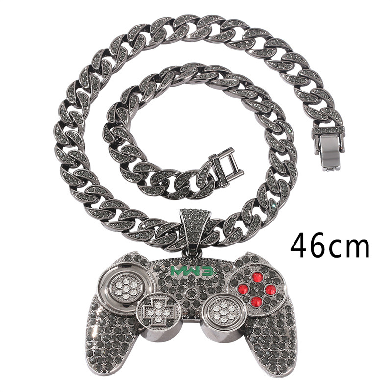 Pendentif Lina Girl en forme de manette de console de jeu rétro nostalgique, style hip-hop européen et américain tendance, entièrement recouvert de strass, style cubain_voghion.com