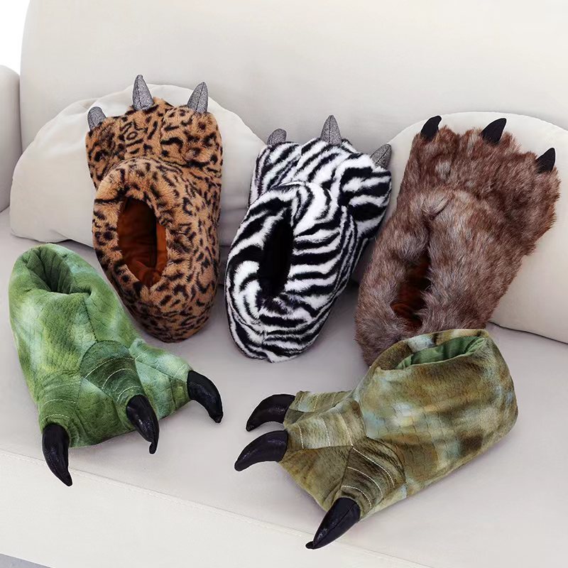 Factory Direct autumn and winter super soft velvet animal cartoon Paw slippers thickened comfortable plush warm cotton slippers