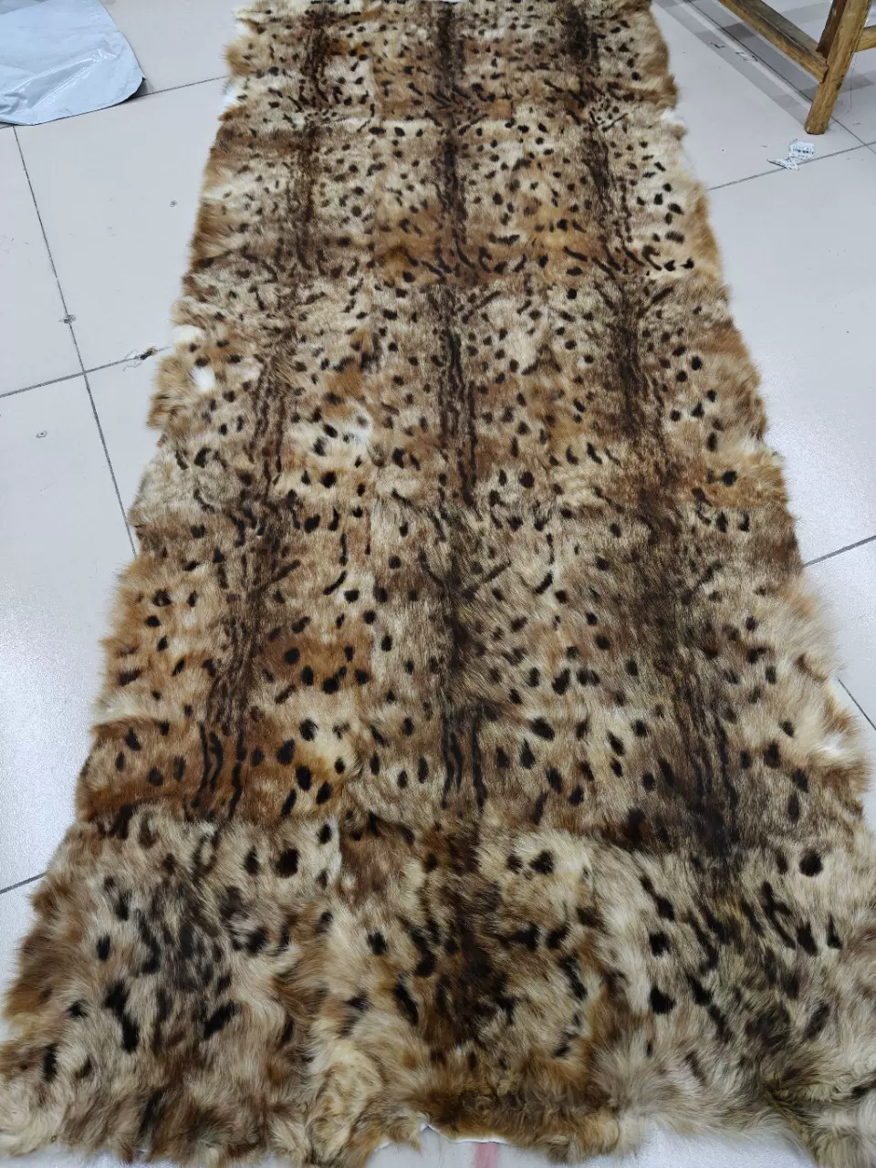 厂家直销豹纹皮草皮料山貂皮毛一体褥子真皮真毛柔软面料裤子DIY