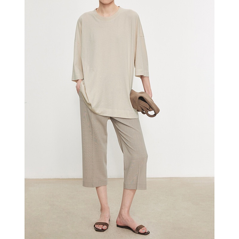In Stock: 26 Ultra-Low Stretch High-Quality Italian Silk Crepe Micro-Flared 7/8 Length Trousers with a Drapey Feel, Suit Pants In Stock: 26 Ultra-Low Stretch High-Quality Italian Silk Crepe Micro-Flared 7/8 Length Trousers with a Drapey Feel, Suit Pants