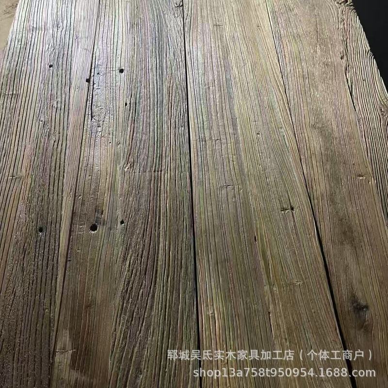 古いニレ材、風化した木板、無垢材、レトロなB&Bの装飾、古い木板、屋外用のマルチ仕様の木製床|undefined
