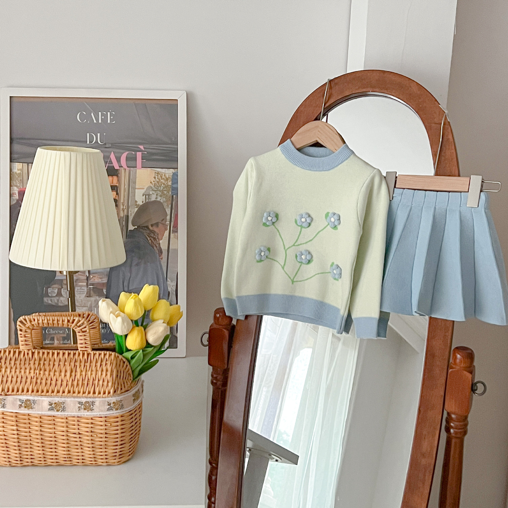 JINYONG Filles Exquis Petite Fleur Pull Haut Tricoté Fil Jupe Plissée Ensemble Automne/Hiver Style Occidental Femme_voghion.com