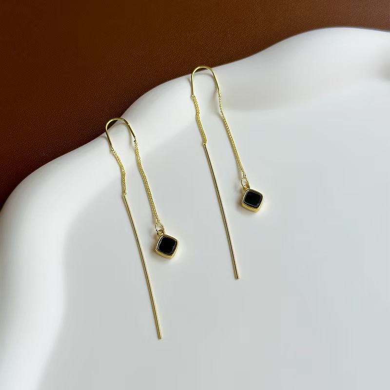 Diseño simple largo gancho de orejas con bordas de estilo elegante estilo elegante y juguetón auriculares de estilo retrógrado image 5