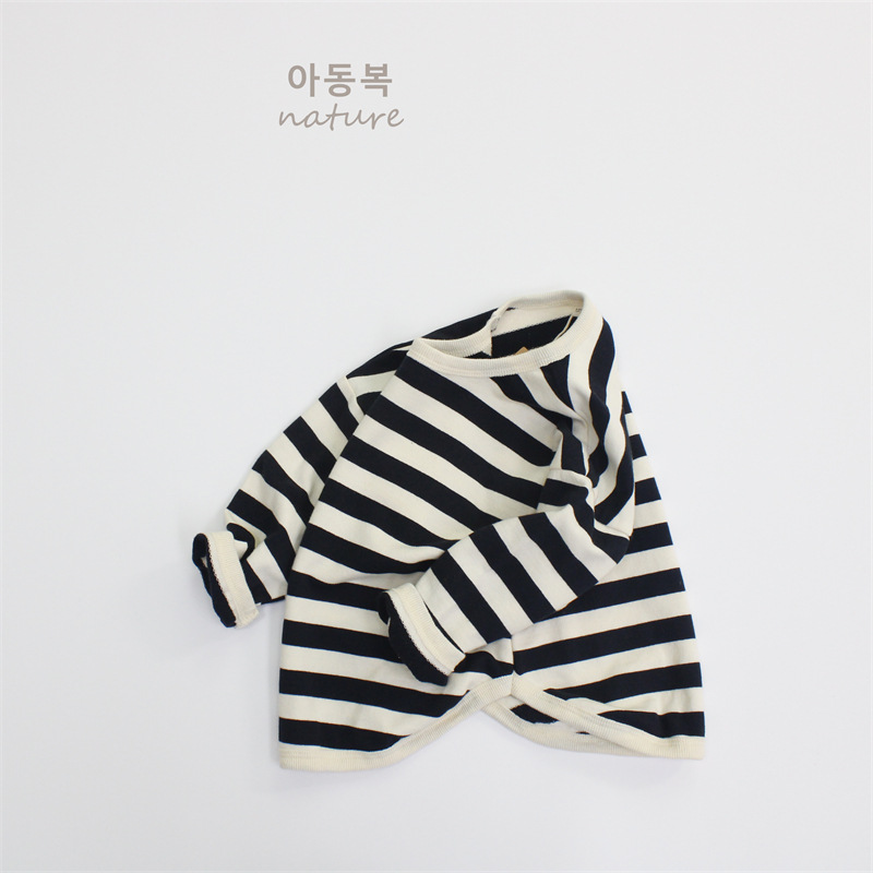 Otoño Suéter para niños Camiseta suelta de manga larga de estilo coreano Cuello redondo a rayas Top de ropa suelta para hombres y mujeres se puede usar afuera