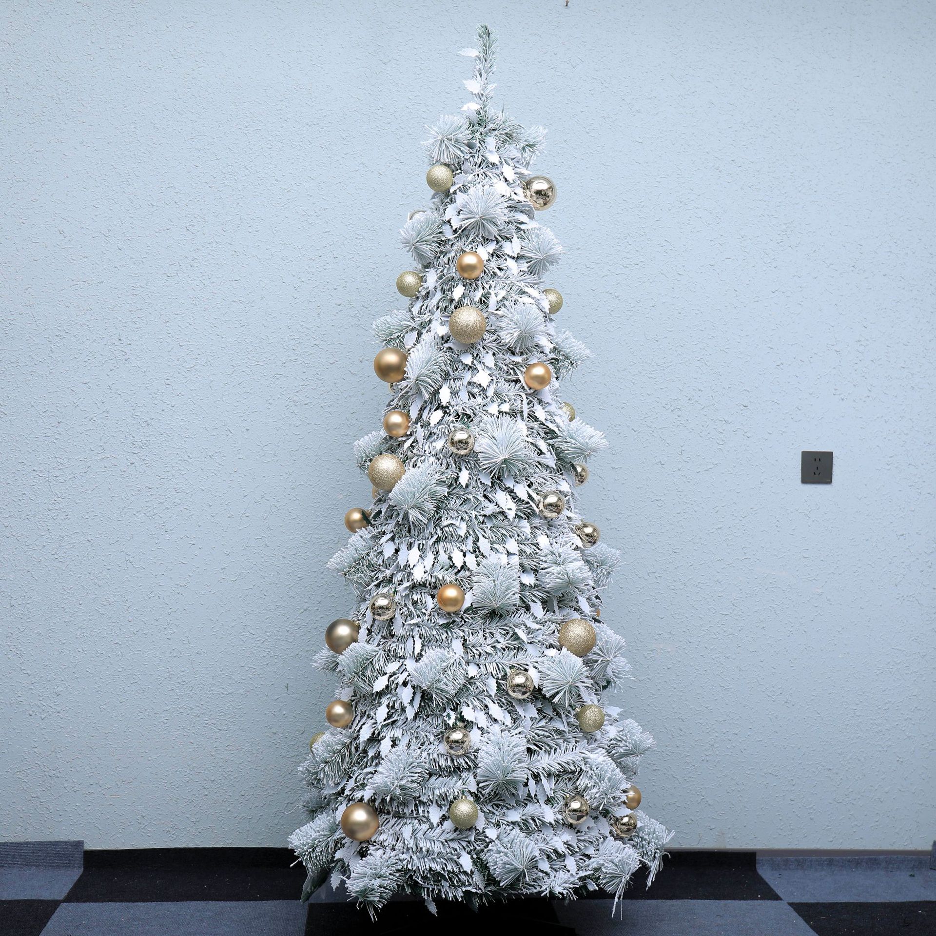 Árbol de Navidad retráctil plegable paquete doméstico decoración de Navidad árbol de torre de PVC 1.8m nuevo solo transfronterizo
