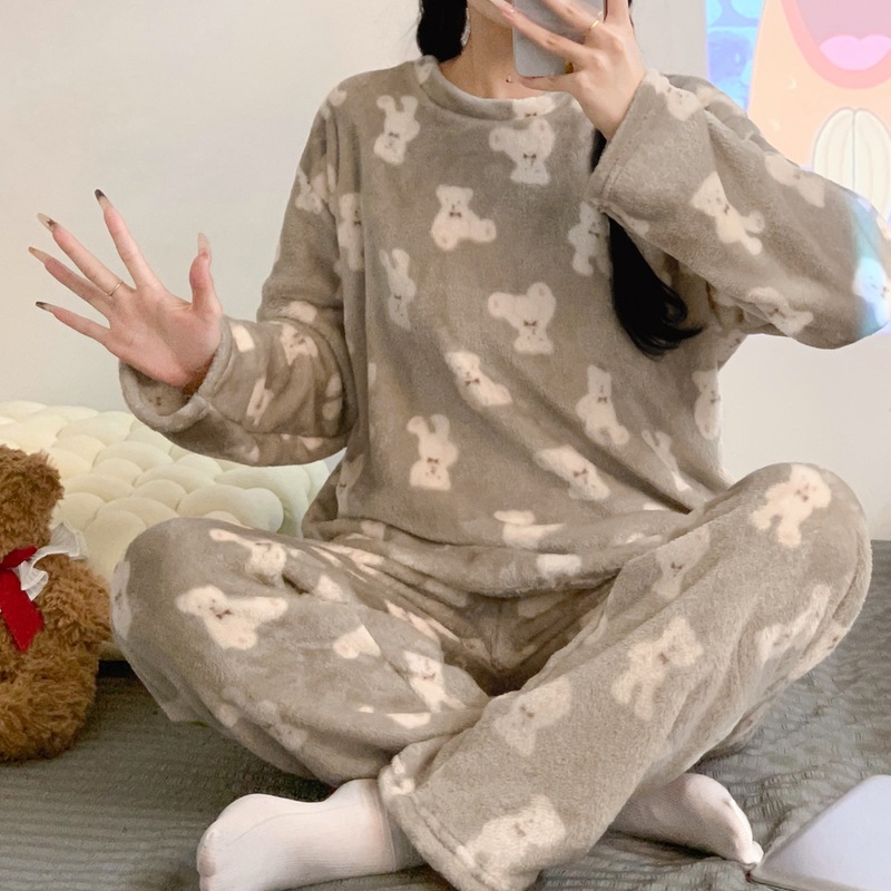 Ins Style Fleece-Lined Thickeneded Coral Velvet Winter Pajamas for Women in Autumn and Winter Cute Student Home Clothes Set That Can Be Worn Outside