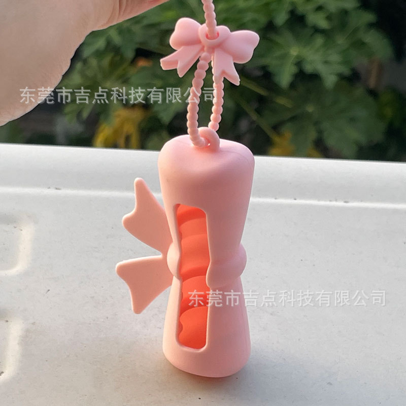 跨境口红硅胶套保护套食品级创意造型硅胶唇膏套防摔便携保护壳|undefined