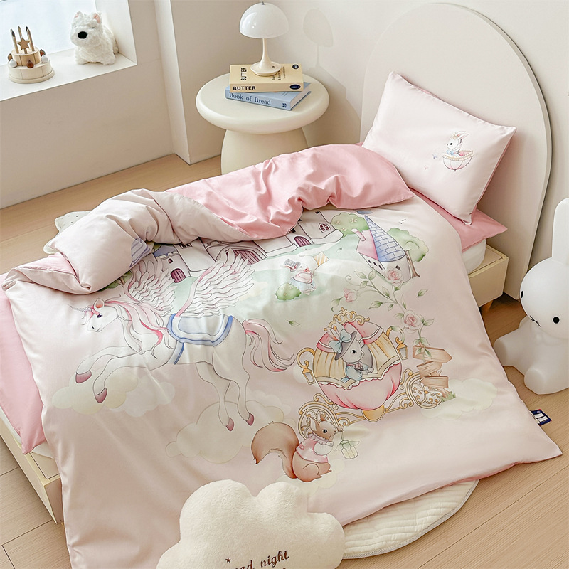 Class a 60S Digital Large-Print Long-Staple Cotton Multi-Piece Set for Baby Nap Time, Kindergarten Pillowcase, Cushion Cover, and Quilt