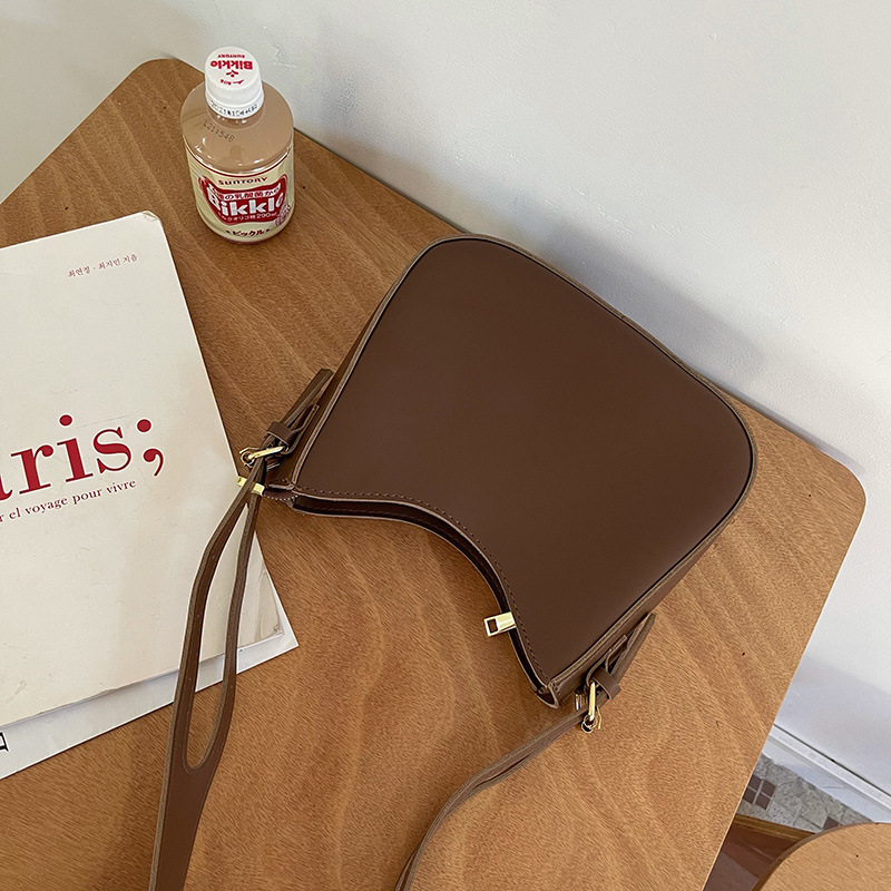 Sac bandoulière rétro pour femme élégant et tendance_voghion.com