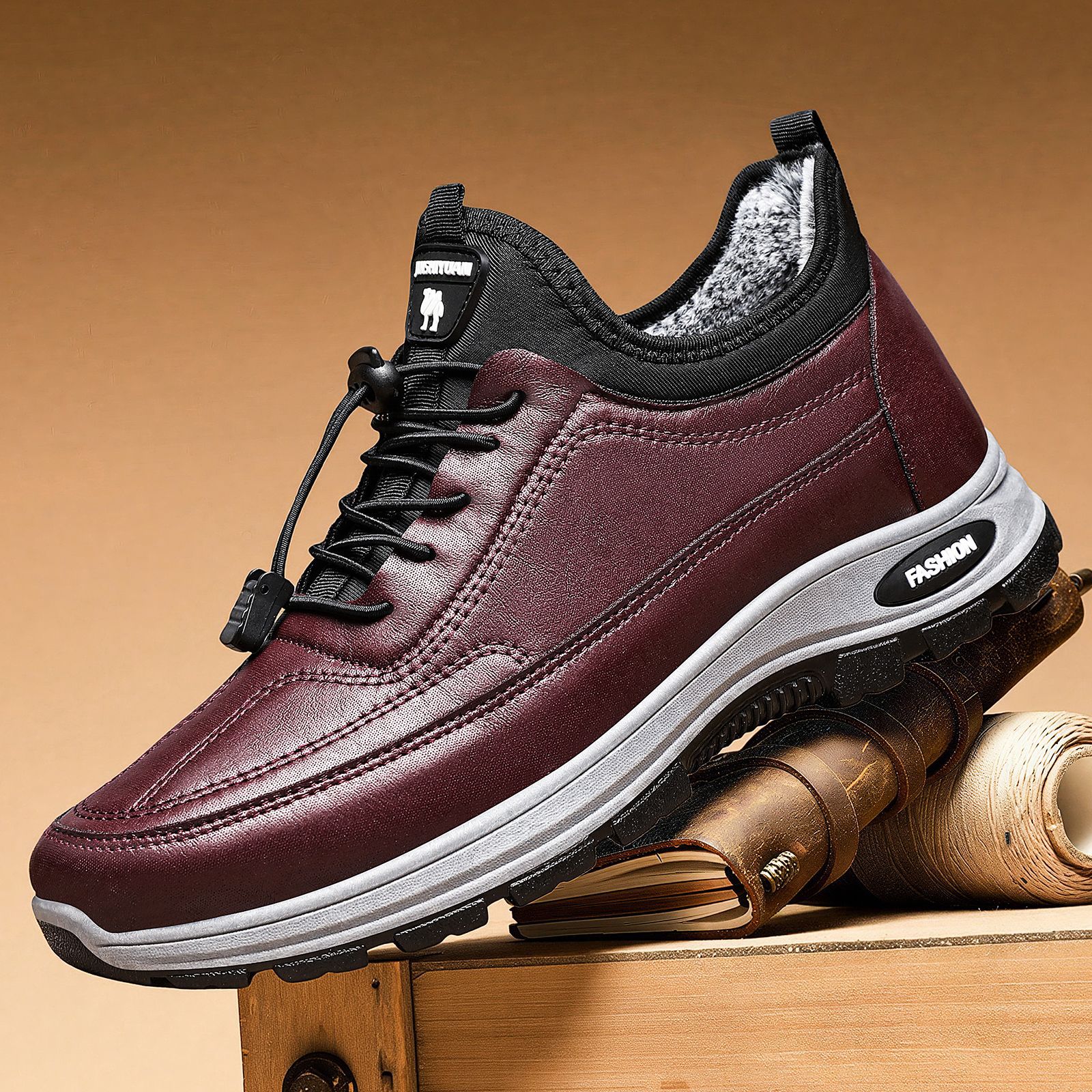 Botas de algodón para hombres nuevos zapatos de algodón de invierno zapatos de paso alto botas cortas con zapatos cómodos con suela gruesa y espesa