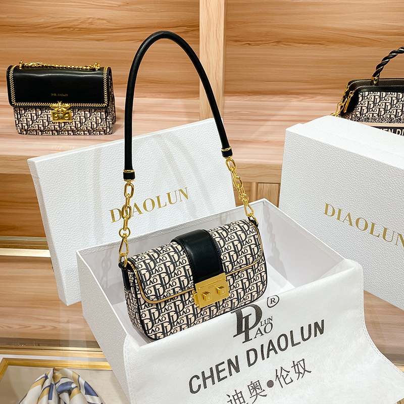 DIAOLUN 香港代购D家品牌 真皮女包高级感锁扣单肩斜跨女士小方包