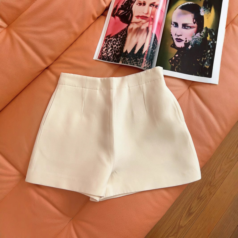 In-Stock D Brand 2025 Spring/Summer New Silk Wool Solid Color High-Waisted Slimming Long-Leg Simple Versatile A-Line Hip-Lifting Shorts