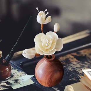 ���F؛����޹ͨ�ݻ�֦ �ɻ�����õ�廨�� ÷�����^��֦ɽ�軨ĵ��