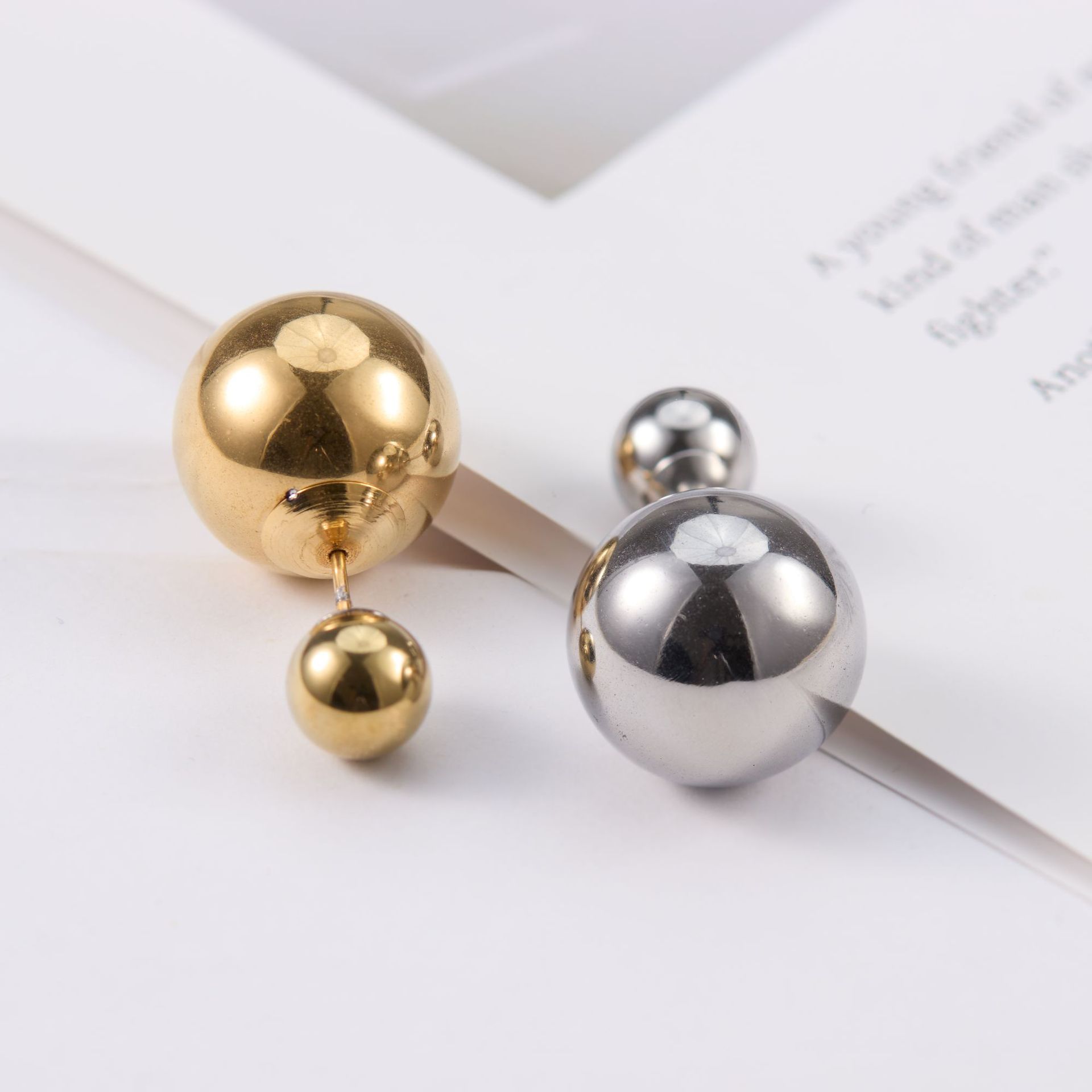 Titanium Steel Material Solid Color Pattern 1 Pair Simple Style Solid Color Plating Titanium Steel Ear Studs