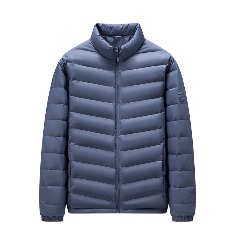 Men's lightweight down jacket, 90% white duck down, stand-up collar, short style, lightweight autumn/winter outerwear, packable, simple design, suitable for commuting, and provides warmth Men's lightweight down jacket, 90% white duck down, stand-up collar, short style, lightweight autumn/winter outerwear, packable, simple design, suitable for commuting, and provides warmth