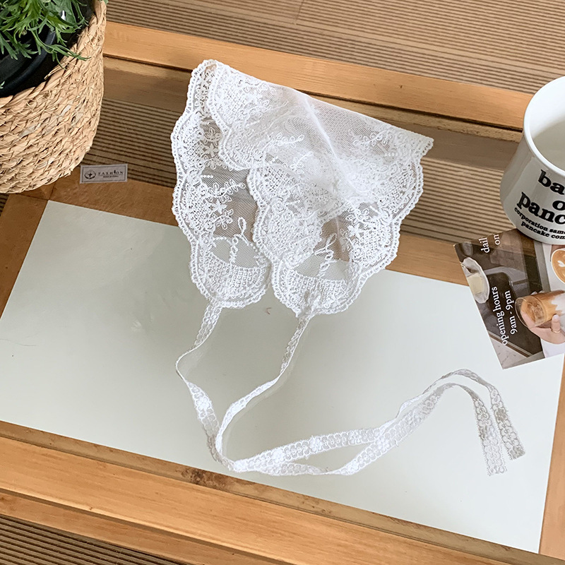 Pañuelo para mujer de verano pastoral nuevo estilo retro blanco súper hada encaje bufanda de seda decoración bufanda pequeña bufanda triangular diadema banda para el cabello