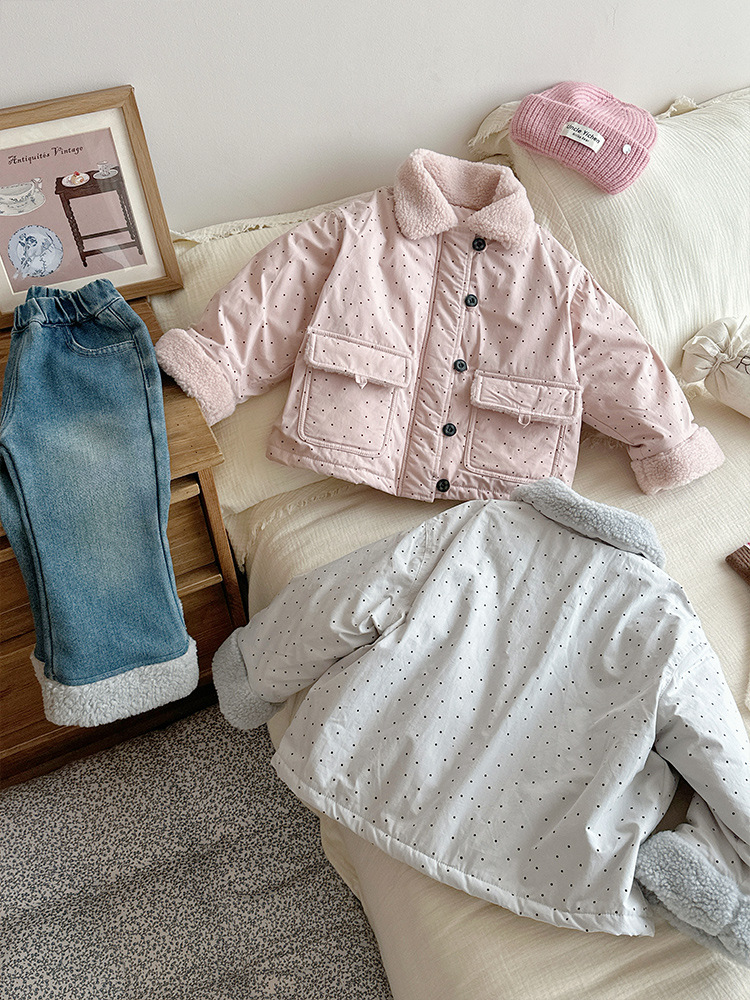 [en stock] ropa infantil, ropa de algodón para bebés, chaqueta de niñas, solapa de 25 invierno, nueva chaqueta de terciopelo caliente para niñas