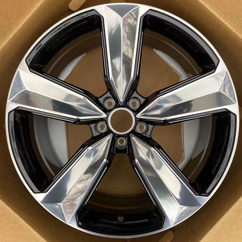 SuitAbLe for 18inch Audi A6L WheeL Hub A4L/A5/A8/A3/Q5/Q3/TT/A7A8L Q2L Rim Tire BeLL
