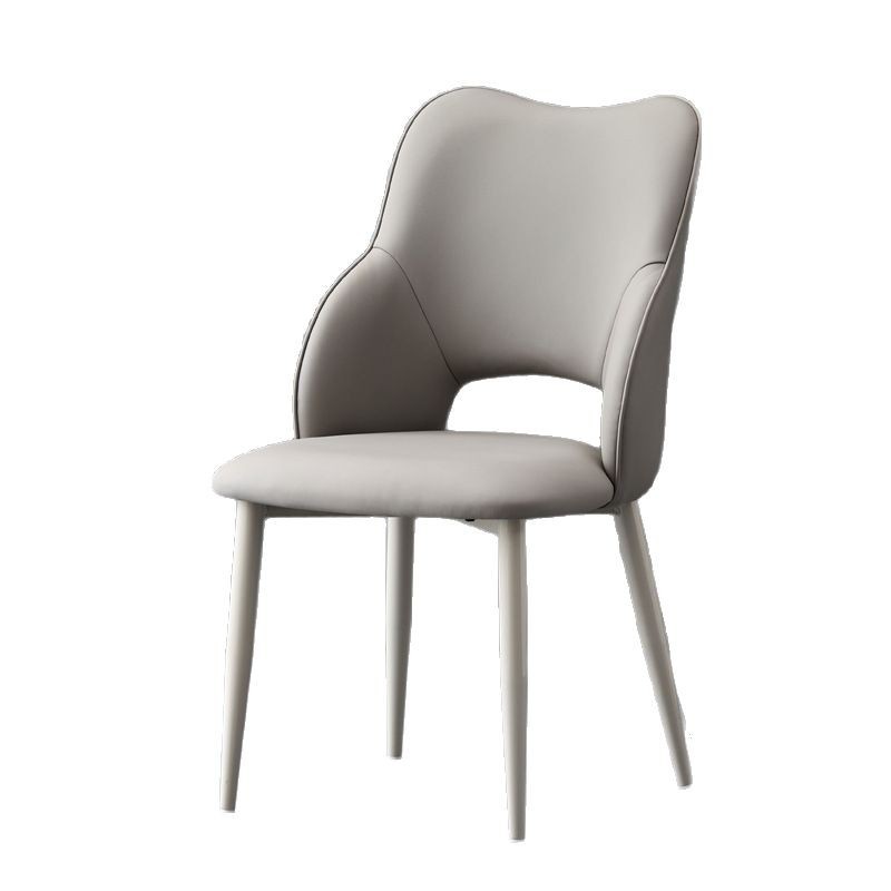 Taburete de lujo ligero minimalista italiano, silla de respaldo, silla de comedor de celebridades de Internet para el hogar, silla de estilo crema de alta calidad, simplicidad moderna