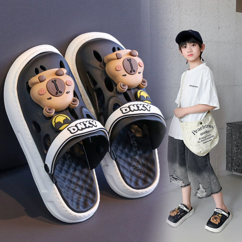 2025 новых летних детских мягких тапочек для улицы, летние сабо, мультяшные сандалии для девочек и мальчиков, закрытый носок