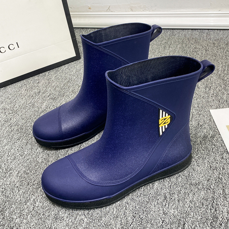 2024 nuevas Botas de lluvia zapatos de goma para hombres Botas de lluvia a media pantorrilla Cocina para llevar zapatos de agua de moda Zapatos de pesca para hombres zapatos de trabajo moda