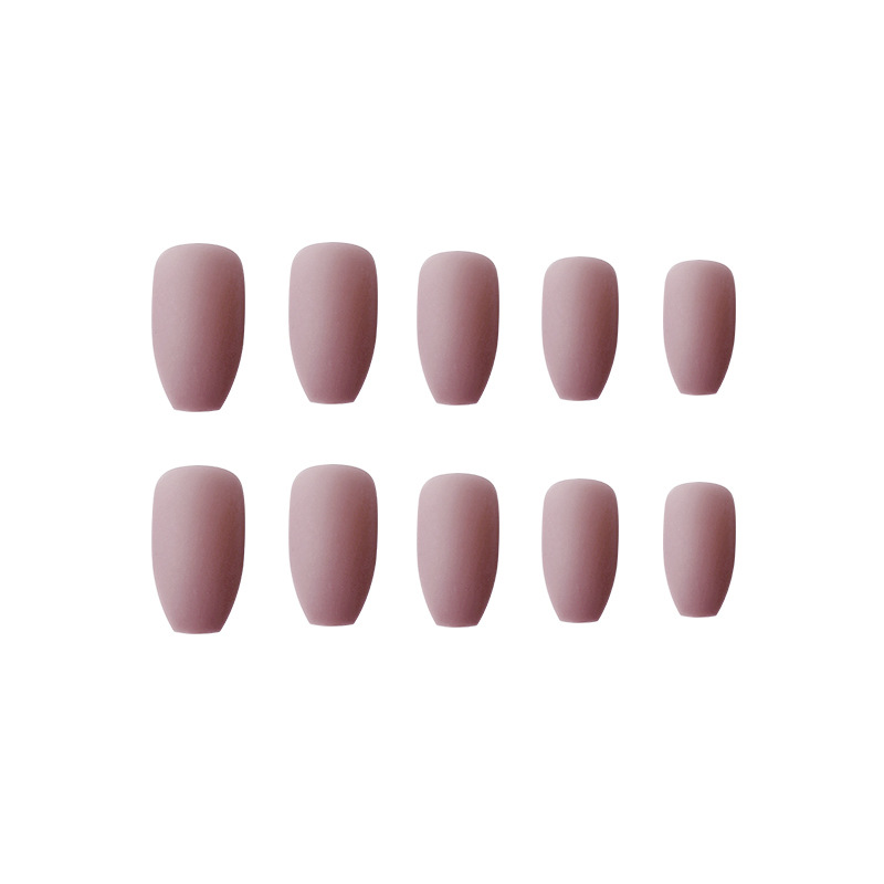 Parche de uñas de celebridades de Internet con personalidad esmerilada, parche de uñas postizas terminado con sensación de carne, 24 piezas, armadura trapezoidal terminada