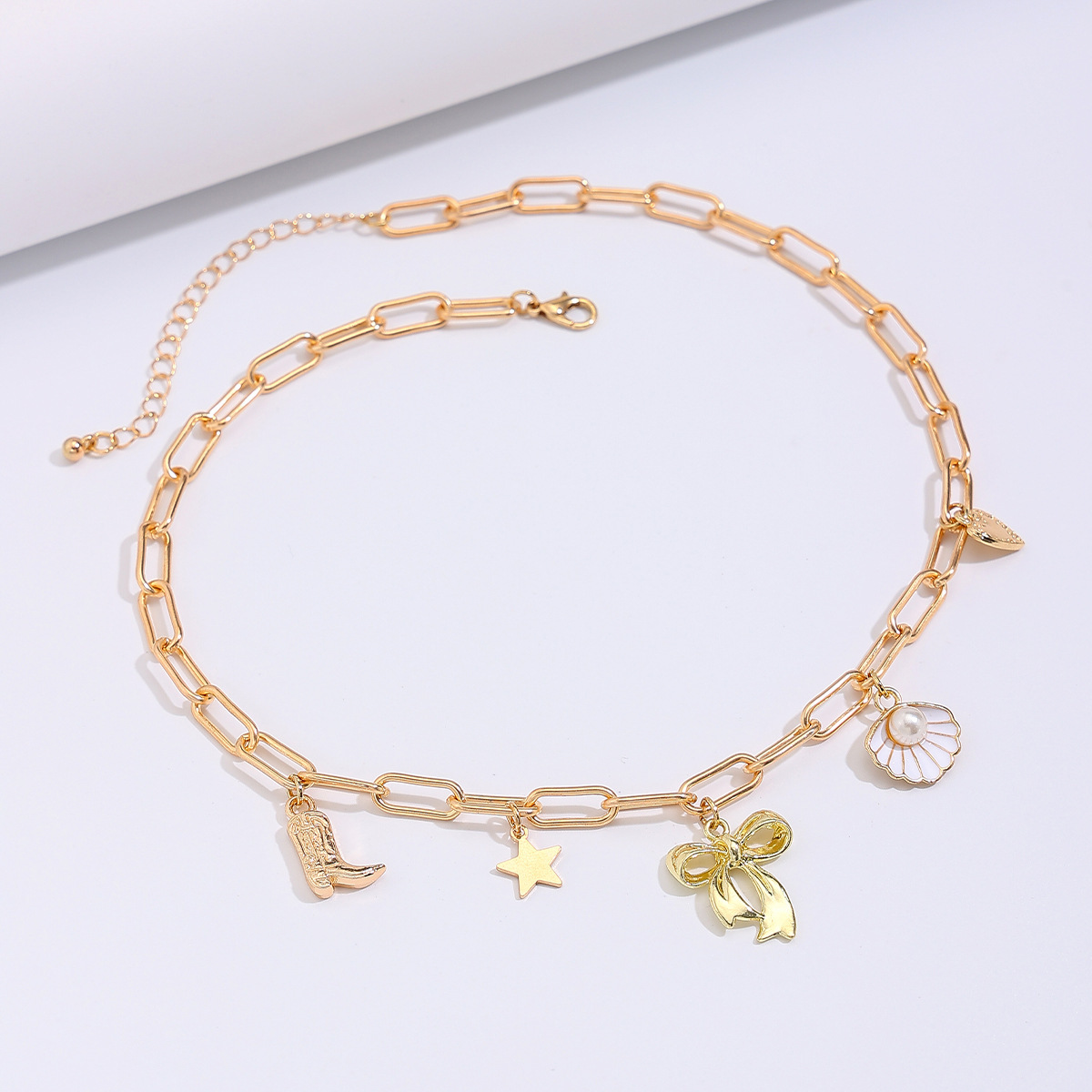 Women's Gender Elegant Bow Knot Gold Plated Imitation Pearl Alloy Iron Wholesale Necklace