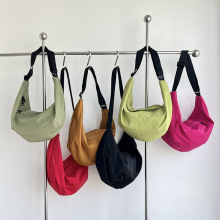 �̸����e����Ů������б����p��ţ����Ӱ��ճ�ͨ�چμ��Ů��