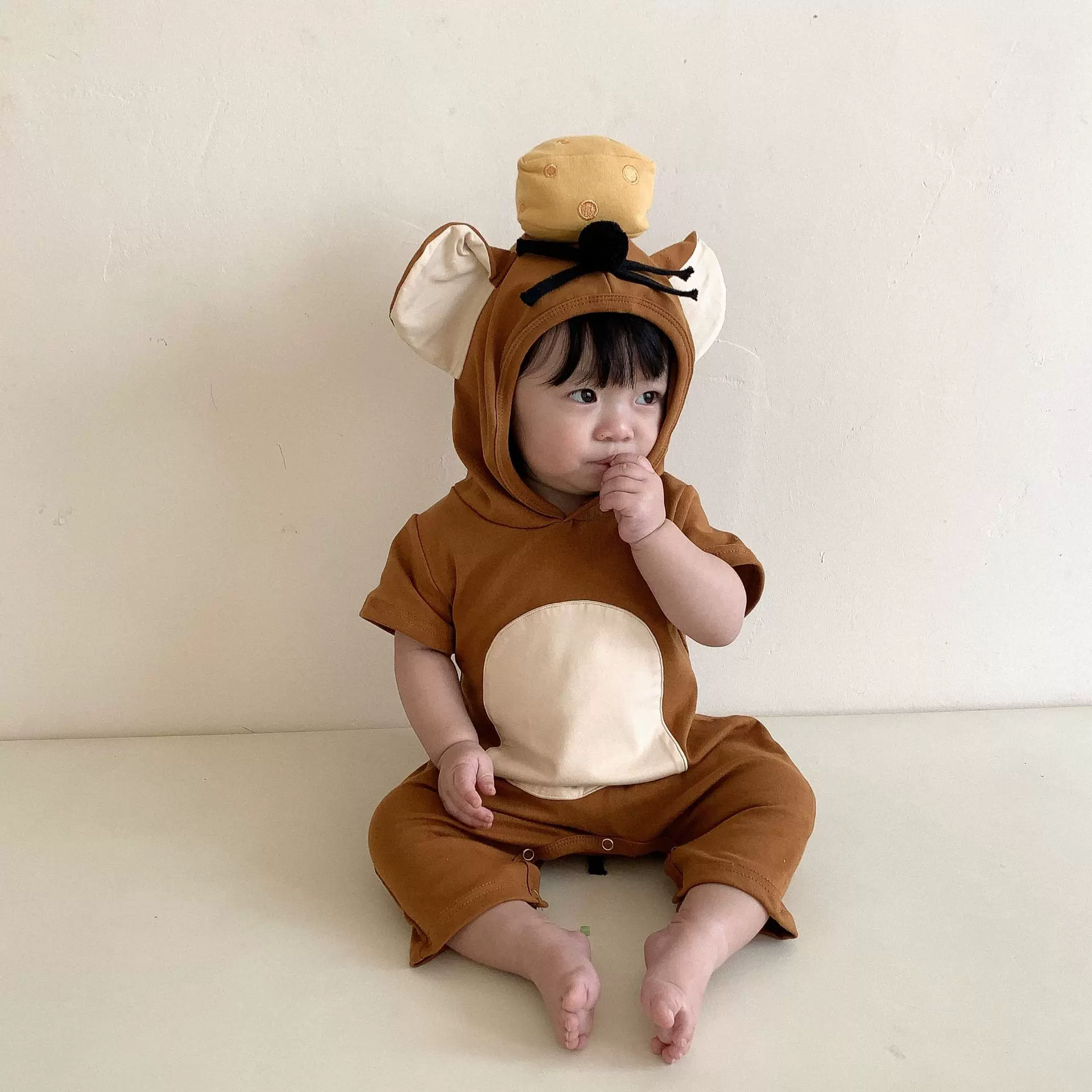 2025夏季新款老鼠顶奶酪婴儿连体衣ins风宝宝哈衣婴幼儿包屁衣短